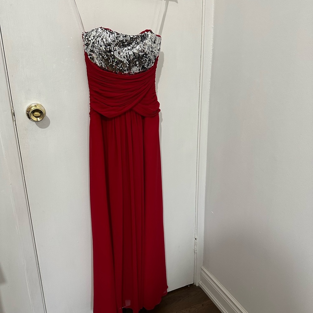 Formal prom/wedding/party dress